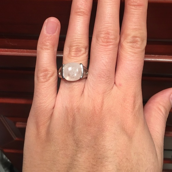 Quartz Ring - Picture 2 of 2