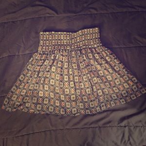 Cute skirt.