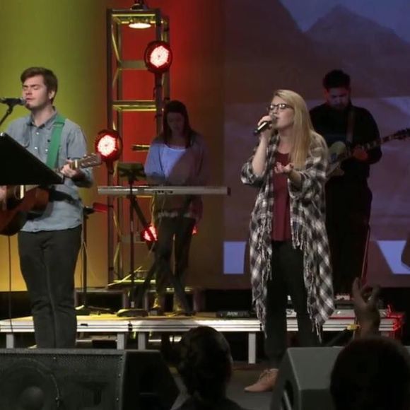 Meet your Posher, Caitlin