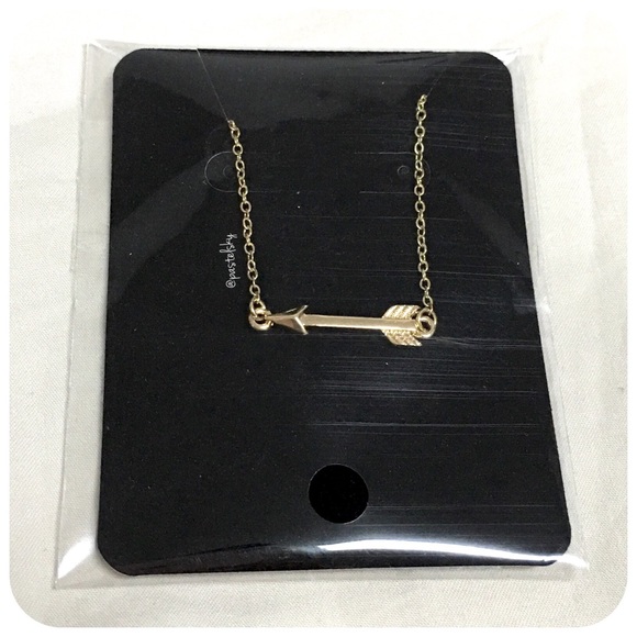 🆕 FARAH JEWELRY arrow necklace - Picture 3 of 4