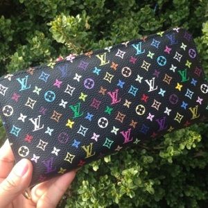 Repost.. Louis Vuitton multicolor insolite wallet