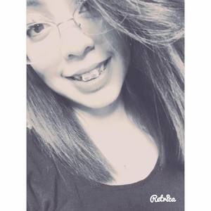 Meet your Posher, Leticia