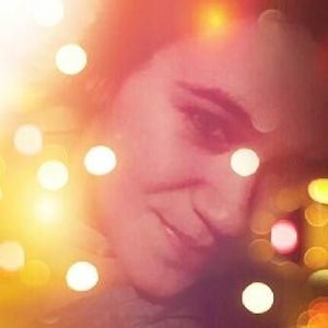 Meet your Posher, Ina