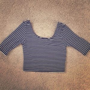 Heart Hips half sleeve crop top. Size Small