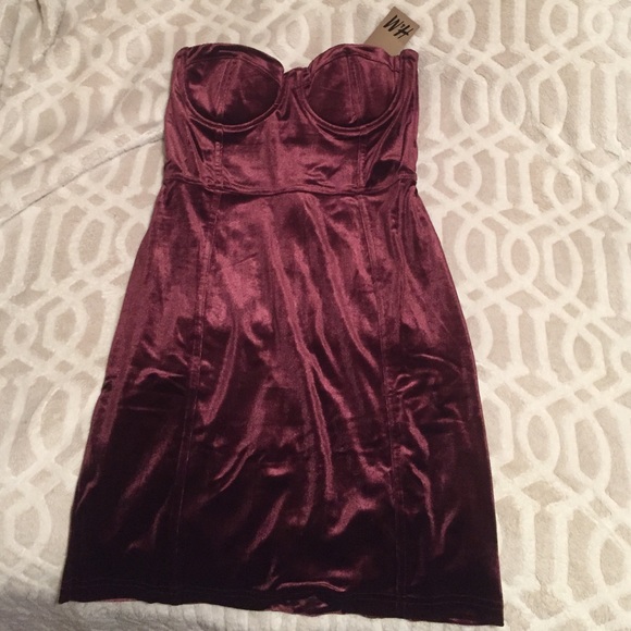 H&M Burgundy Velour Strapless Dress