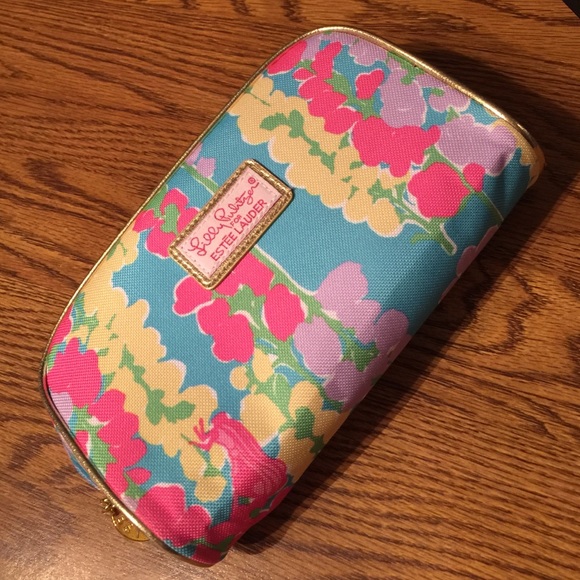 Lilly Pulitzer Handbags - Lilly Pulitzer cosmetic bag