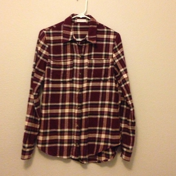Flannel size small.