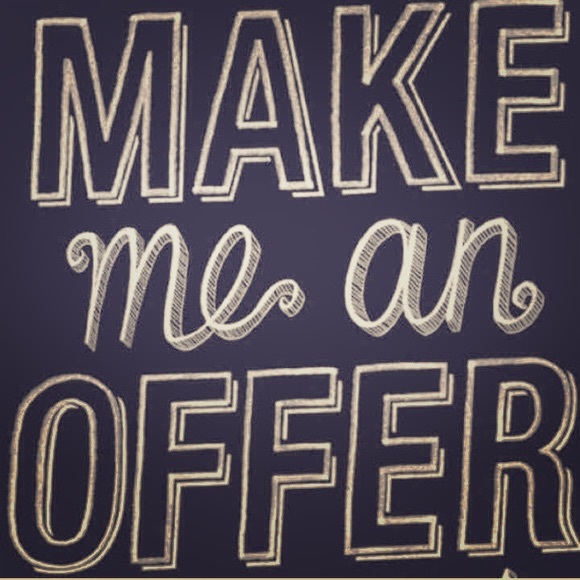 I love bundling & consider all reasonable offers!