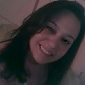 Meet your Posher, Adela