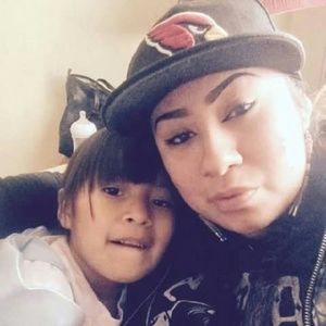 Meet your Posher, Georgiana