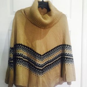 🎉🎉🎉 Beautiful poncho 🎉🎉🎉