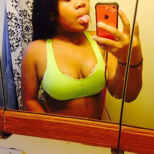 Meet your Posher, Marcita