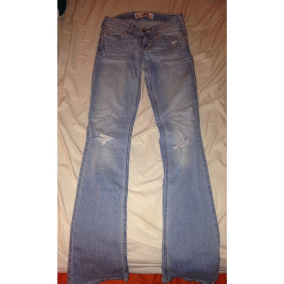 hollister light wash jeans