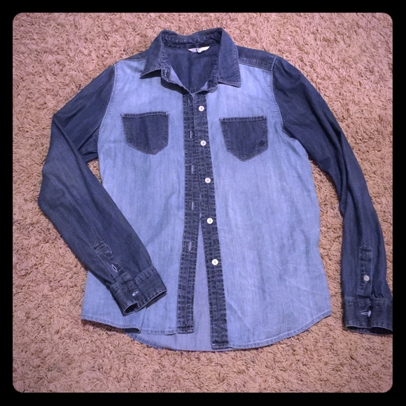 Soft material Jean top! 💙