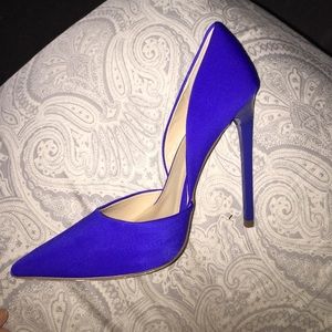 Bright blue pumps.