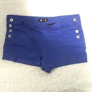 High-Waisted shorts