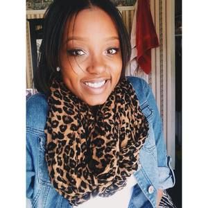 Meet your Posher, Tanisha