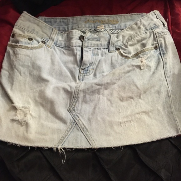 AE skirt