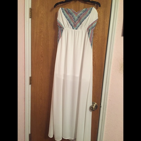 Charlotte Ruse White Maxi Dress