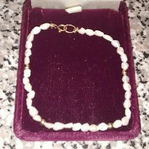 10k & pearl bracelet
