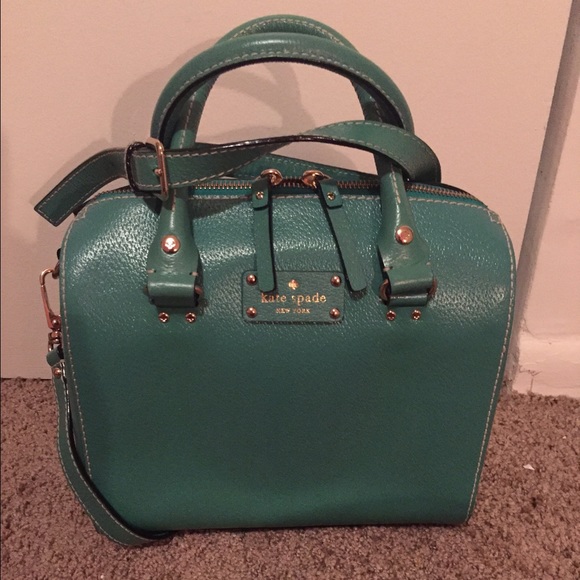 kate spade Handbags - Kate Spade Cross Body
