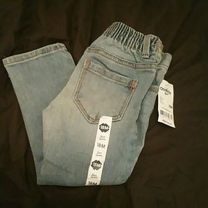 SOLD!! Oshkosh b'gosh skinny jeans