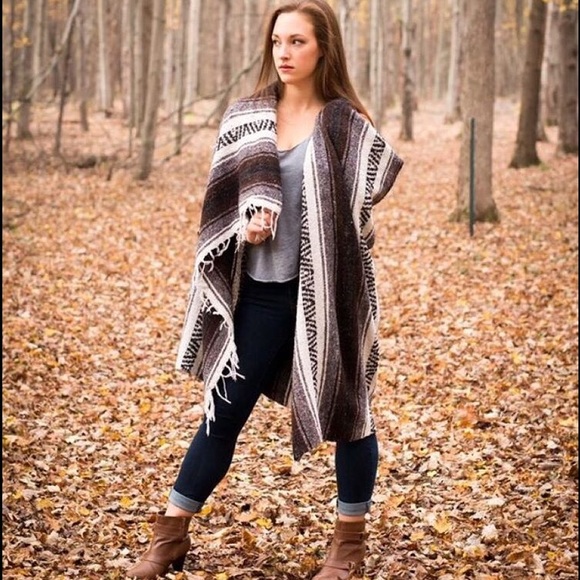 Meet your Posher, Katie - Picture 3 of 3