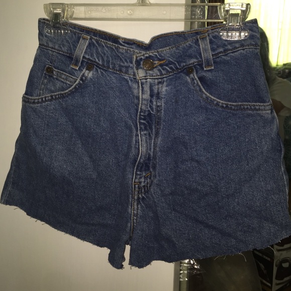 Authentic Levis high waisted shorts