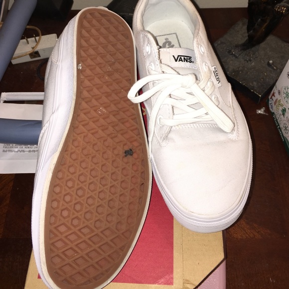 womens white vans