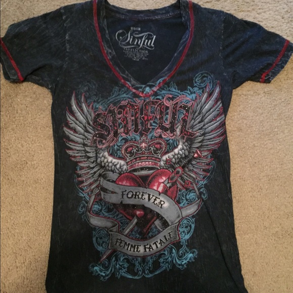 Buckle shirt