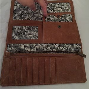 Hobo wallet