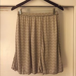 Chevron floppy skirt