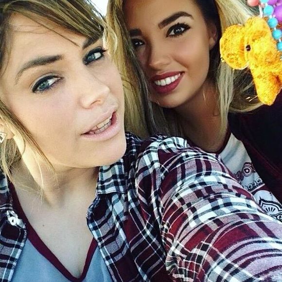 Meet your Posher, Vera