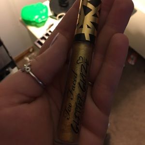 Too faced glitter glaze