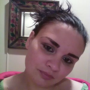 Meet your Posher, Yolanda