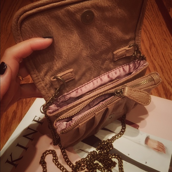 Woven patterned small crossbody bag - Picture 3 of 4