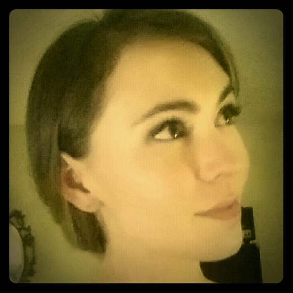 💞SUGGESTED USER- POSH AMBASSADOR 💞 - Picture 2 of 6