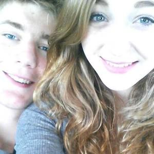 Meet your Posher, Dannielle