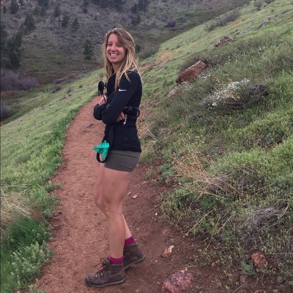 Meet your Posher, Chelsea - Picture 2 of 2