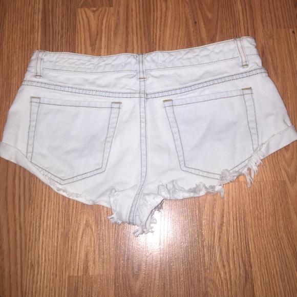 Shorts - Picture 2 of 2