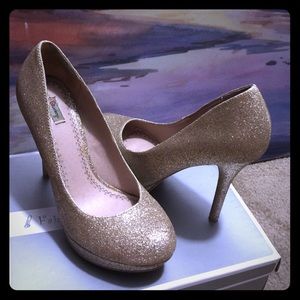 Gold glittery heels