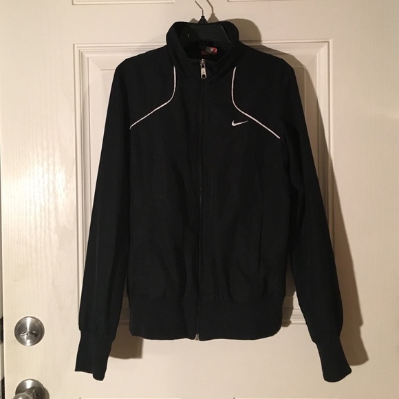 Nike windbreaker