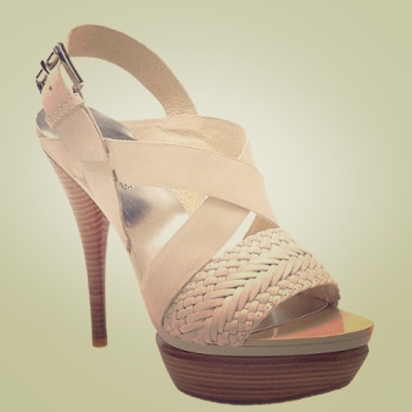 Michael Kors Shoes - White/gold Juniper platform MIchael Kors heels