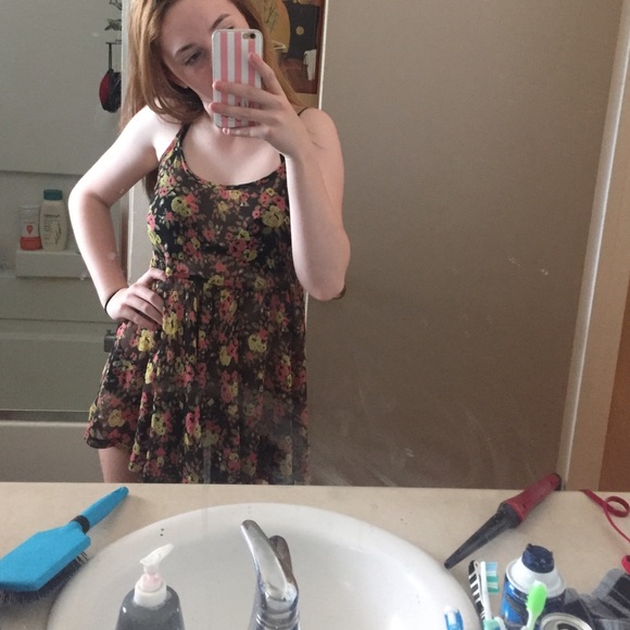 Floral dress - Picture 2 of 2