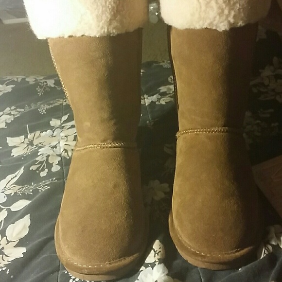 Bearpaw  winter boots