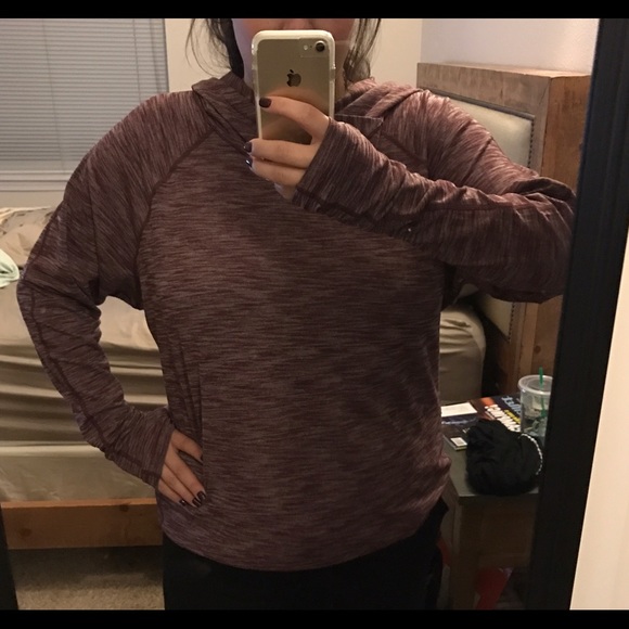 New Lululemon Healthy Heart Pullover - Picture 4 of 4