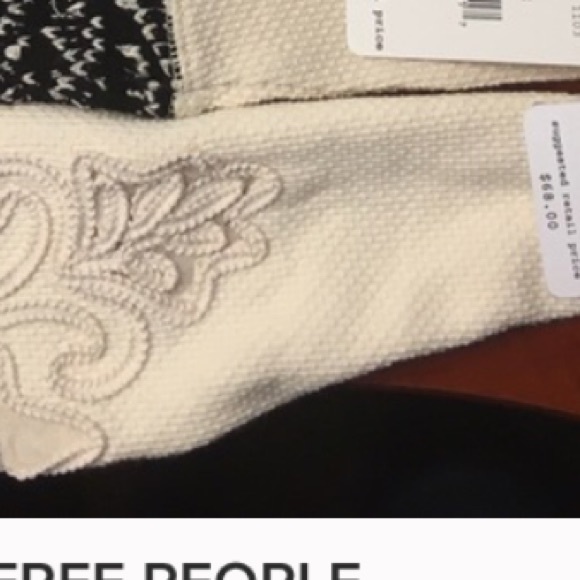 RESERVED FREE PEOPLE Masquerade Cuff Thermal - Picture 4 of 4