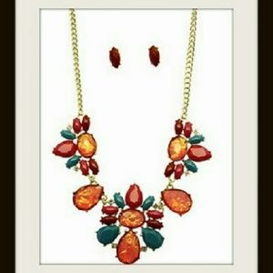 Necklace & earrings set