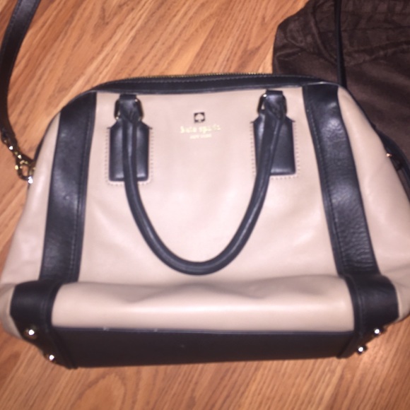 Kate spade crossbody purse - Picture 2 of 3