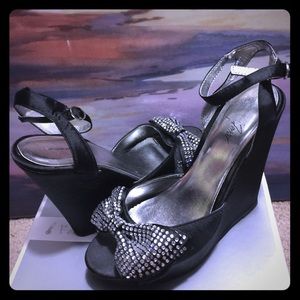 Jacqueline Ferrar wedges